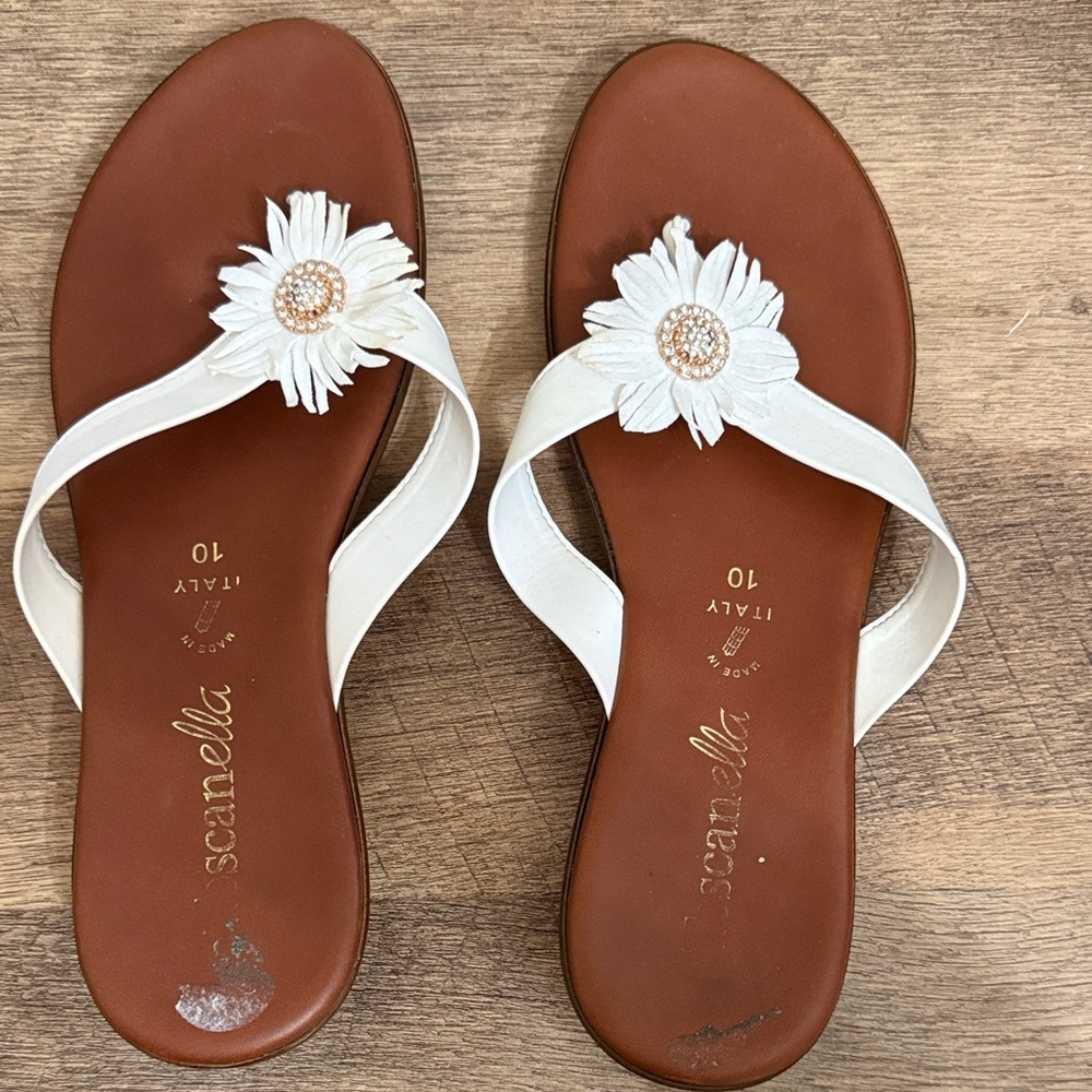 Scanella White Floral Women's Sandals